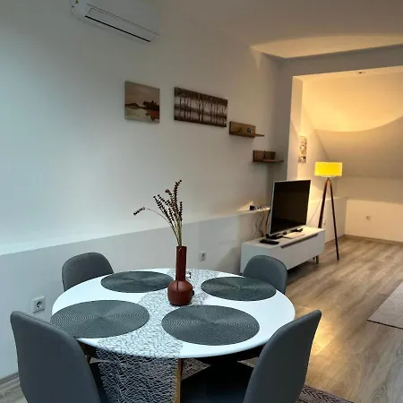 Apartman Mala Aleja Apartamento *